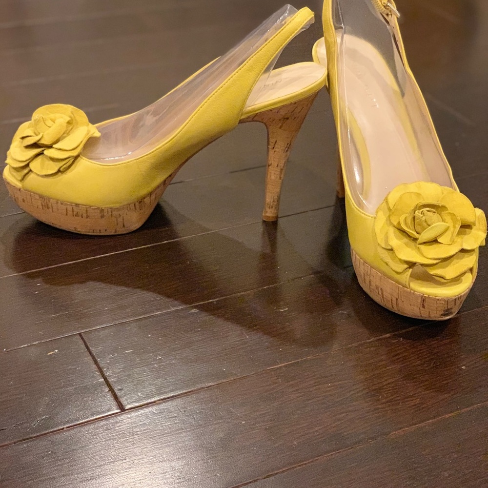 Yellow Flower Nine West heels